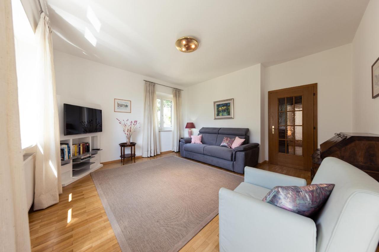 Haus Dorfblick Apartman Caldaro Kültér fotó