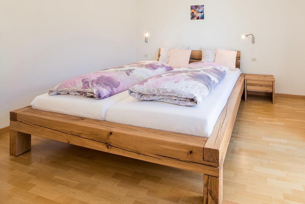 Haus Dorfblick Apartman Caldaro Kültér fotó